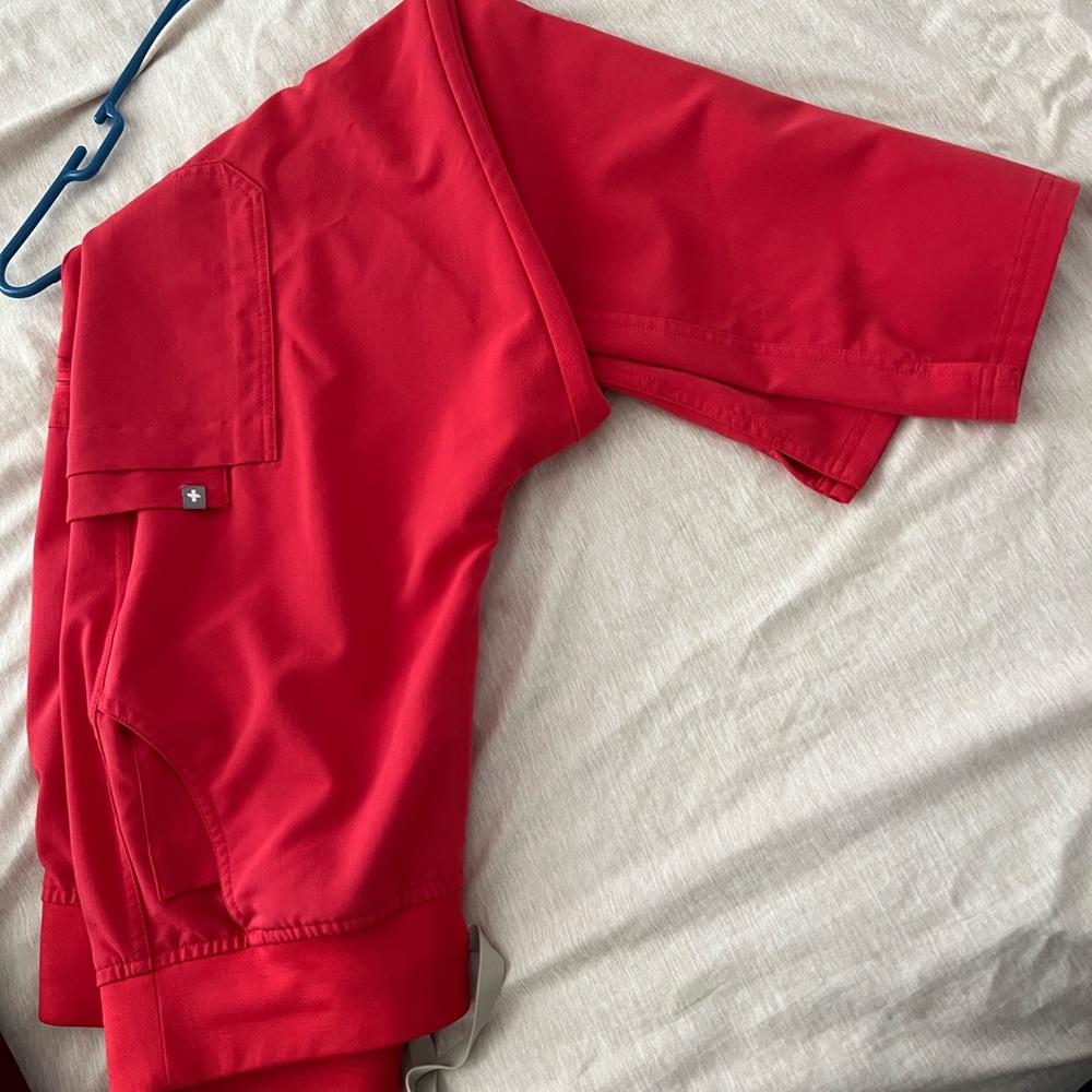 Neon Red Figs Yola High Wasted 2.0 skinny scrub pants